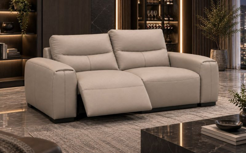 Sofa đôi Bellino TLI màu sáng đặt cạnh bàn trà
