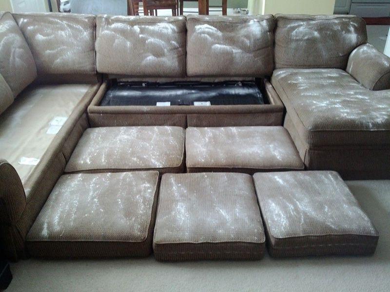 Hướng dẫn cách làm sạch ghế sofa da bằng baking soda 